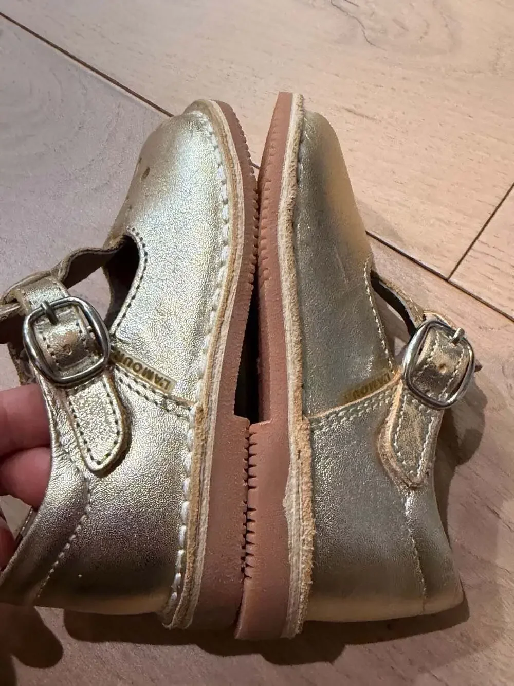 L'Amour Joy Metallic Leather Cutout T-Strap Mary Jane Shoes Gold Toddler Size 6